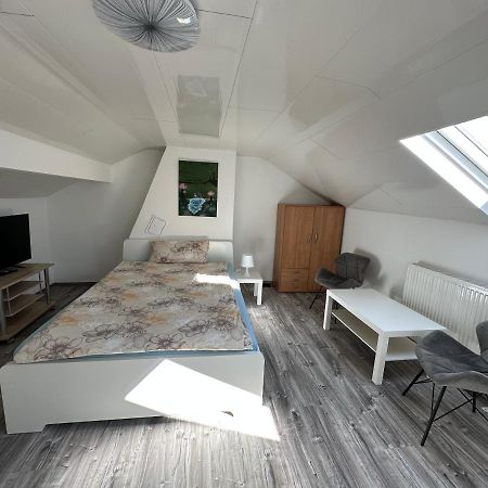 Ferienwohnung Am Hafen วิลเฮล์มฮาเฟน ภายนอก รูปภาพ