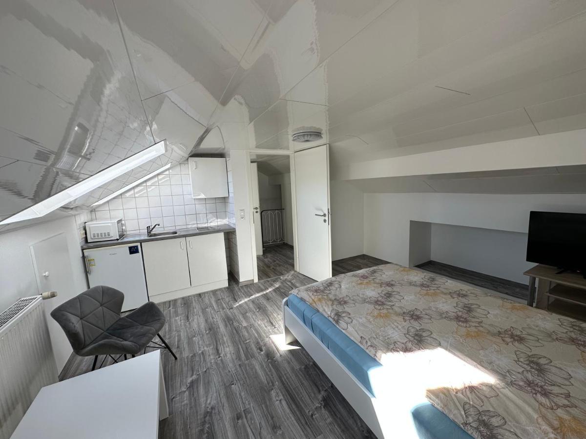Ferienwohnung Am Hafen วิลเฮล์มฮาเฟน ภายนอก รูปภาพ